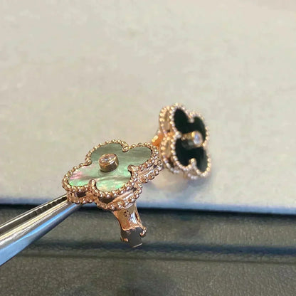 [Glow Muse]CLOVER MEDIUM 1 MOTIFS GRAY MOP  DIAMOND EARRINGS