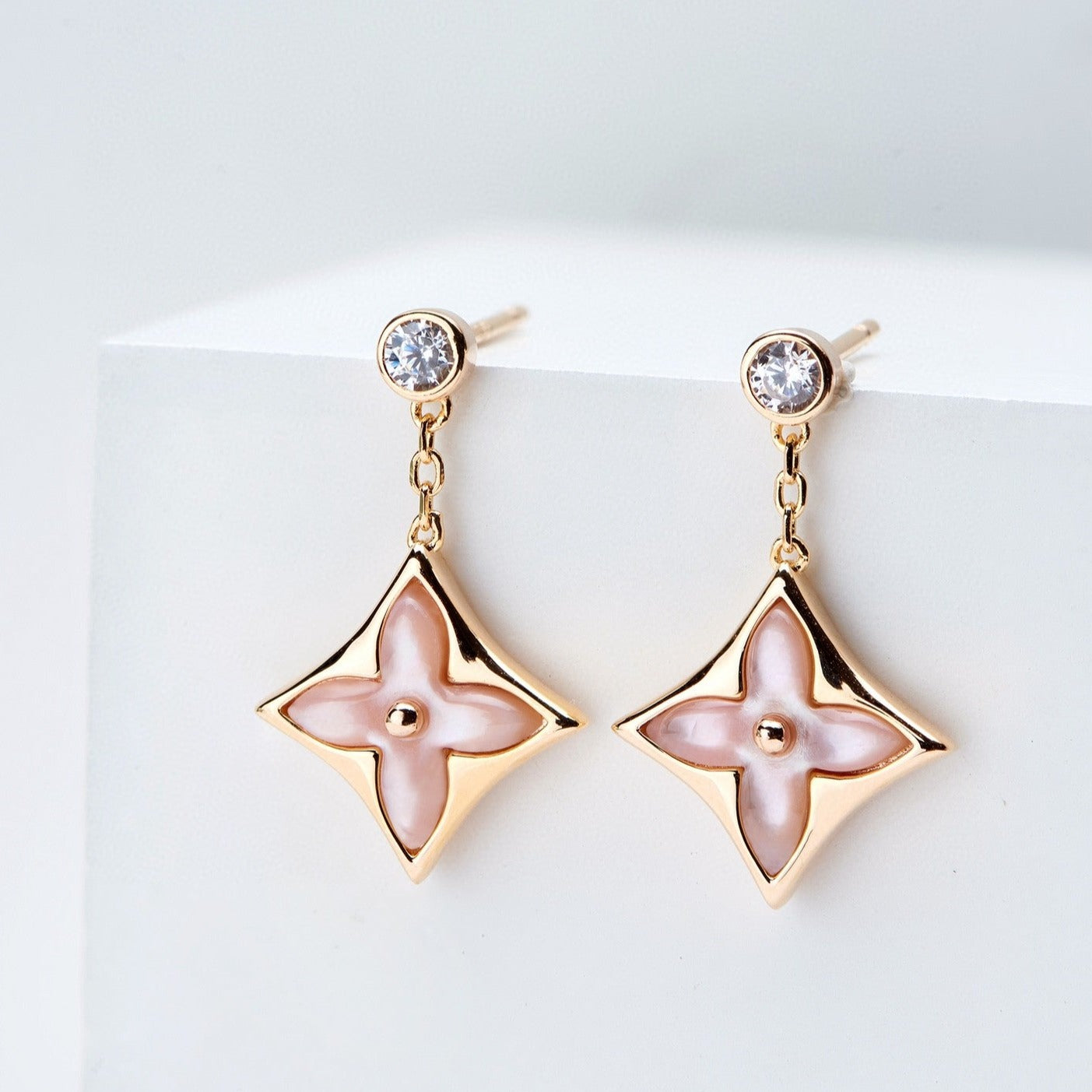 [Glow Muse]DOUBLE STAR PINK GOLD MOP DROP EARRINGS