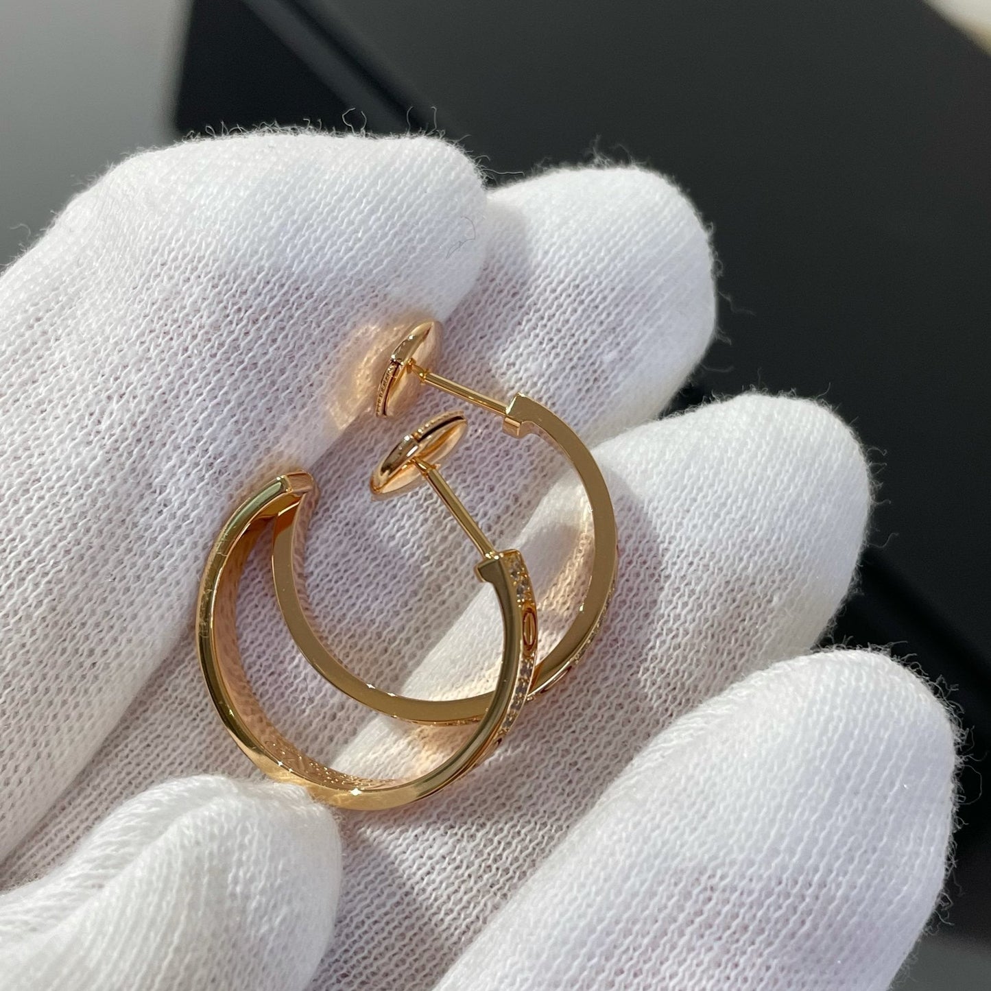 [Glow Muse]LOVE DIAMOND PINK GOLD HOOP EARRINGS