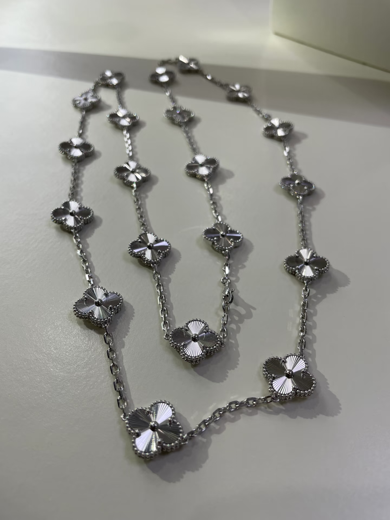 [Glow Muse]CLOVER 20 MOTIFS SILVER LASER