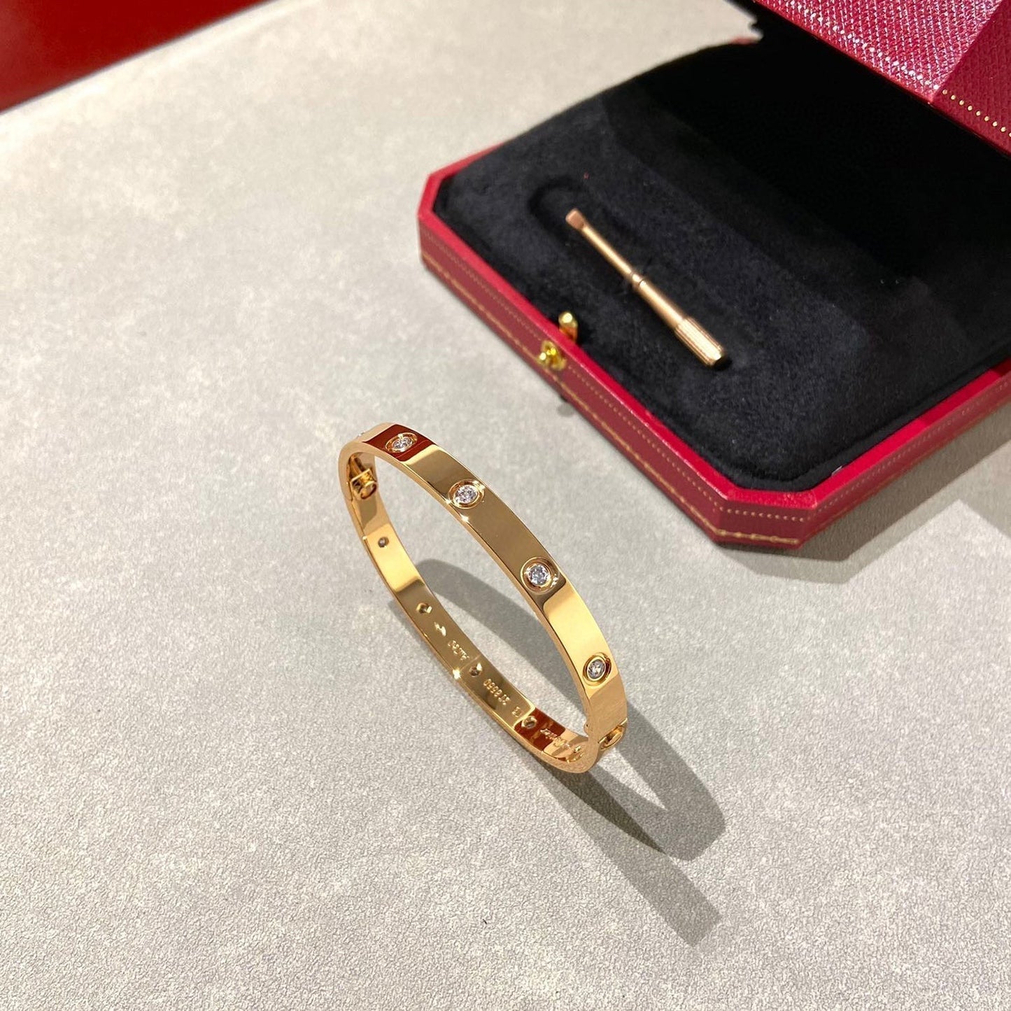 [Glow Muse]LOVE BRACELET 6.1MM 10 DIAMONDS