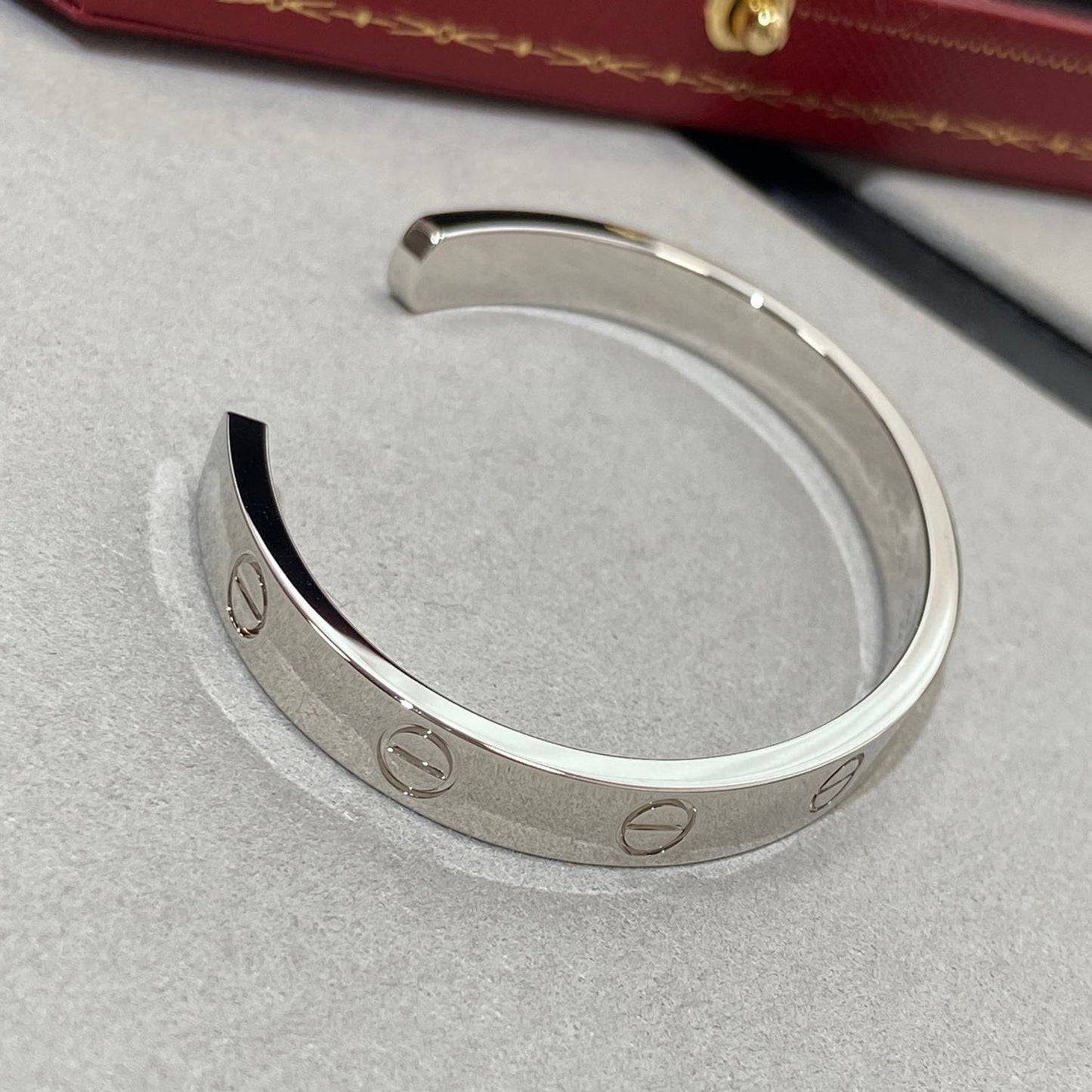 [Glow Muse]LOVE BRACELET 6.1MM 1 DIAMOND OPEN CUFF