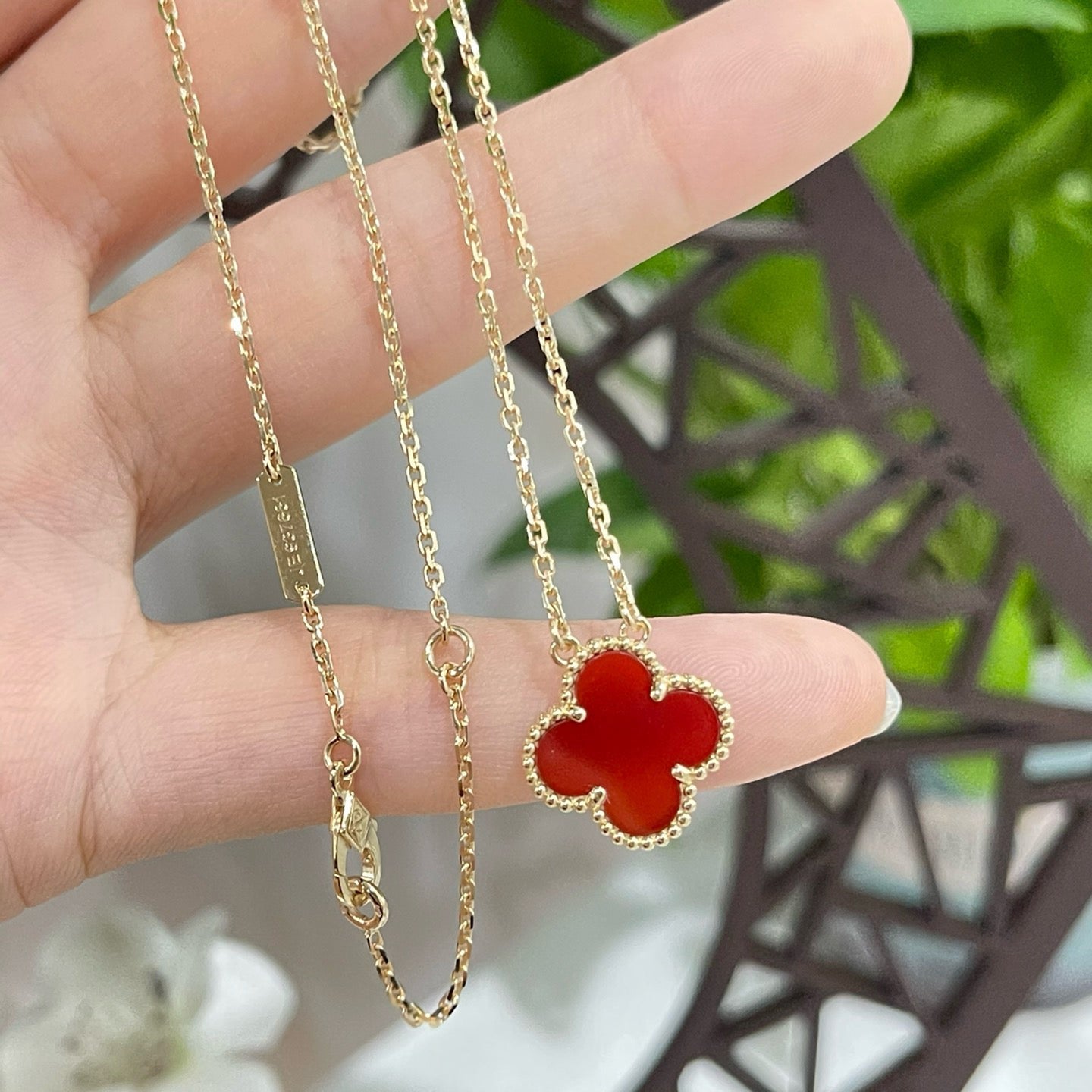 [Glow Muse]CLOVER 15MM CARNELIAN SINGLE FLOWER NECKLACE