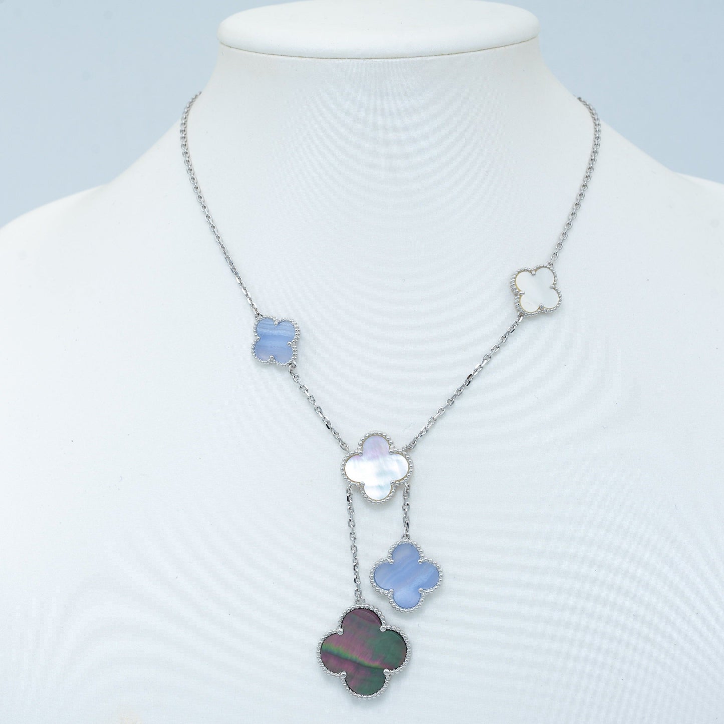 [Glow Muse]CLOVER MOP CHALCEDONY NECKLACE SILVER 6 MOTIF