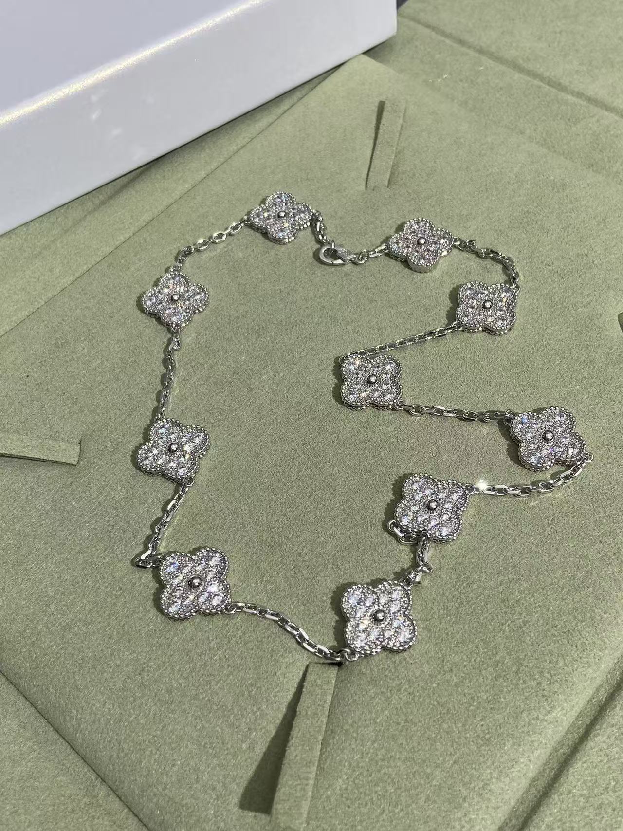 [Glow Muse Jewelry]CLOVER 10 MOTIFS  FULL DIAMOND NECKLACE