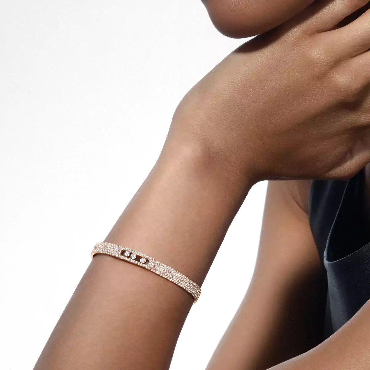 [Glow Muse]Move Noa Full Pavé Diamond Bangle Bracelet